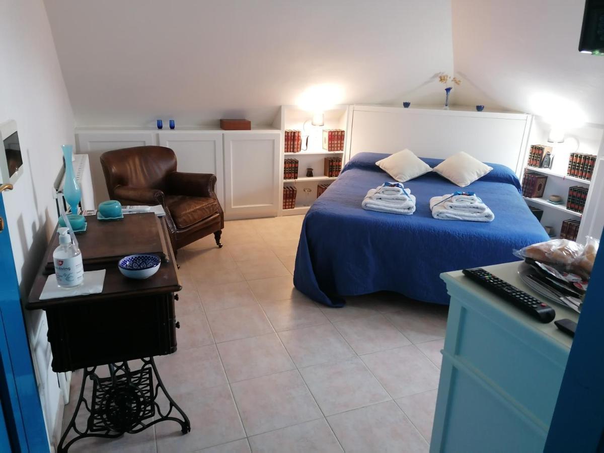 Coros Hotel Nuoro  Bagian luar foto